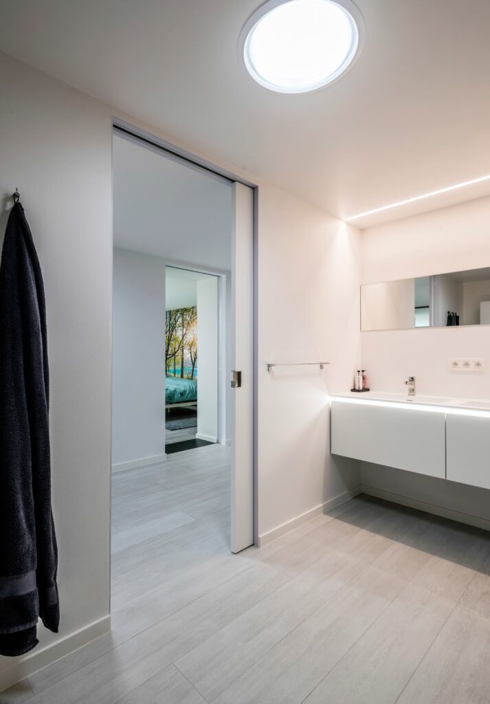 L3000030-BR-invisidoor-0623-EN-LR